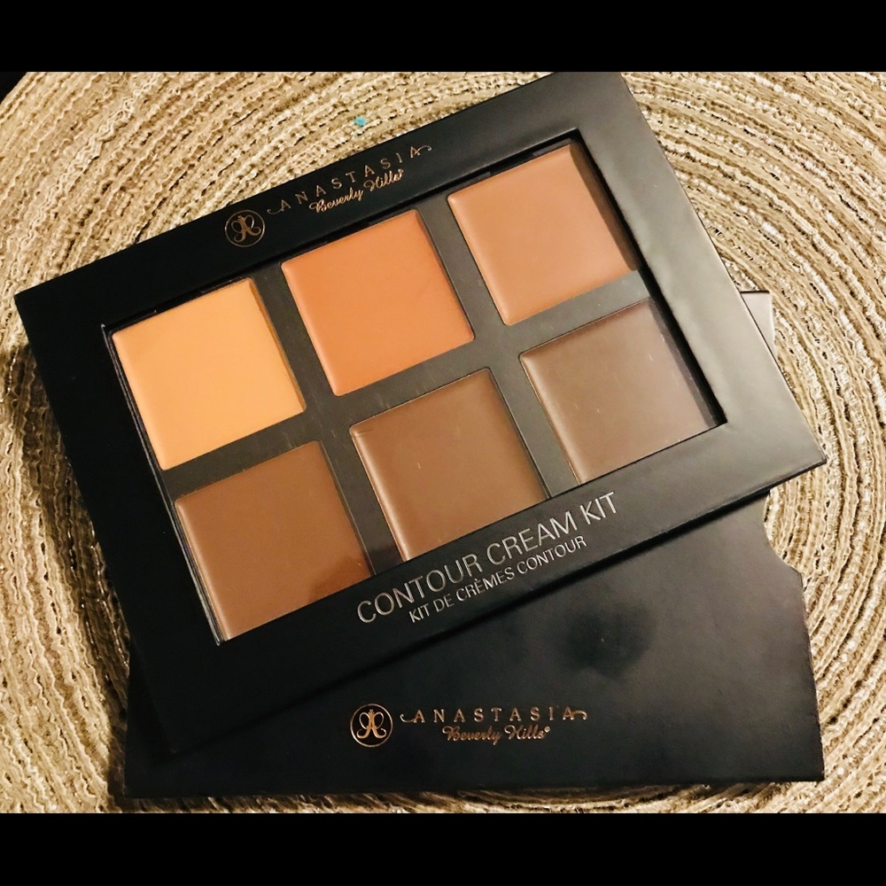 Anastasia Beverly Hills Cream Contour